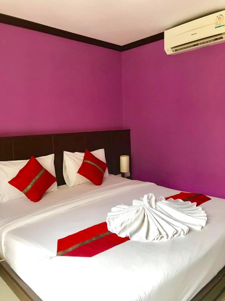 Hollywood 3* Patong
