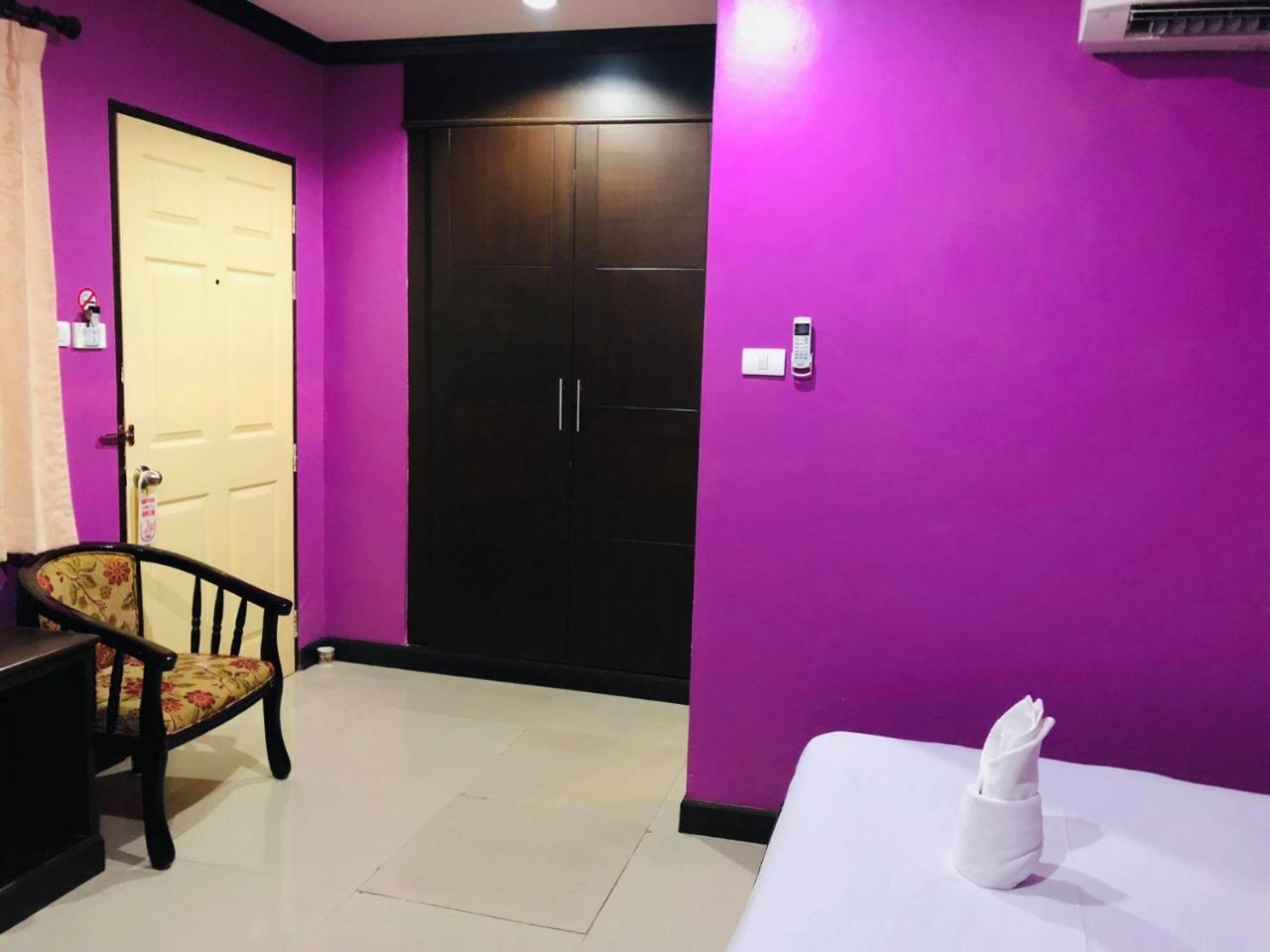 Hotel Hollywood Patong