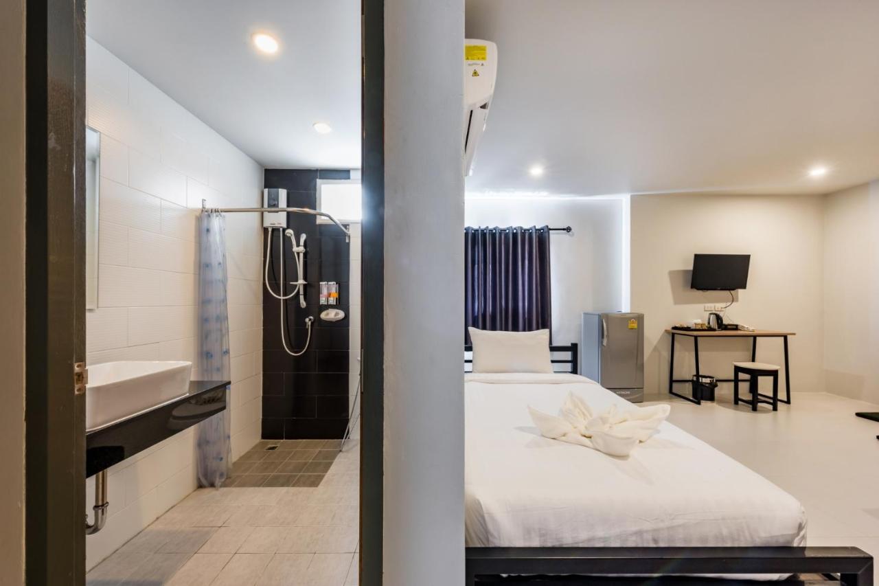 Phuket Marine Poshtel - Sha *