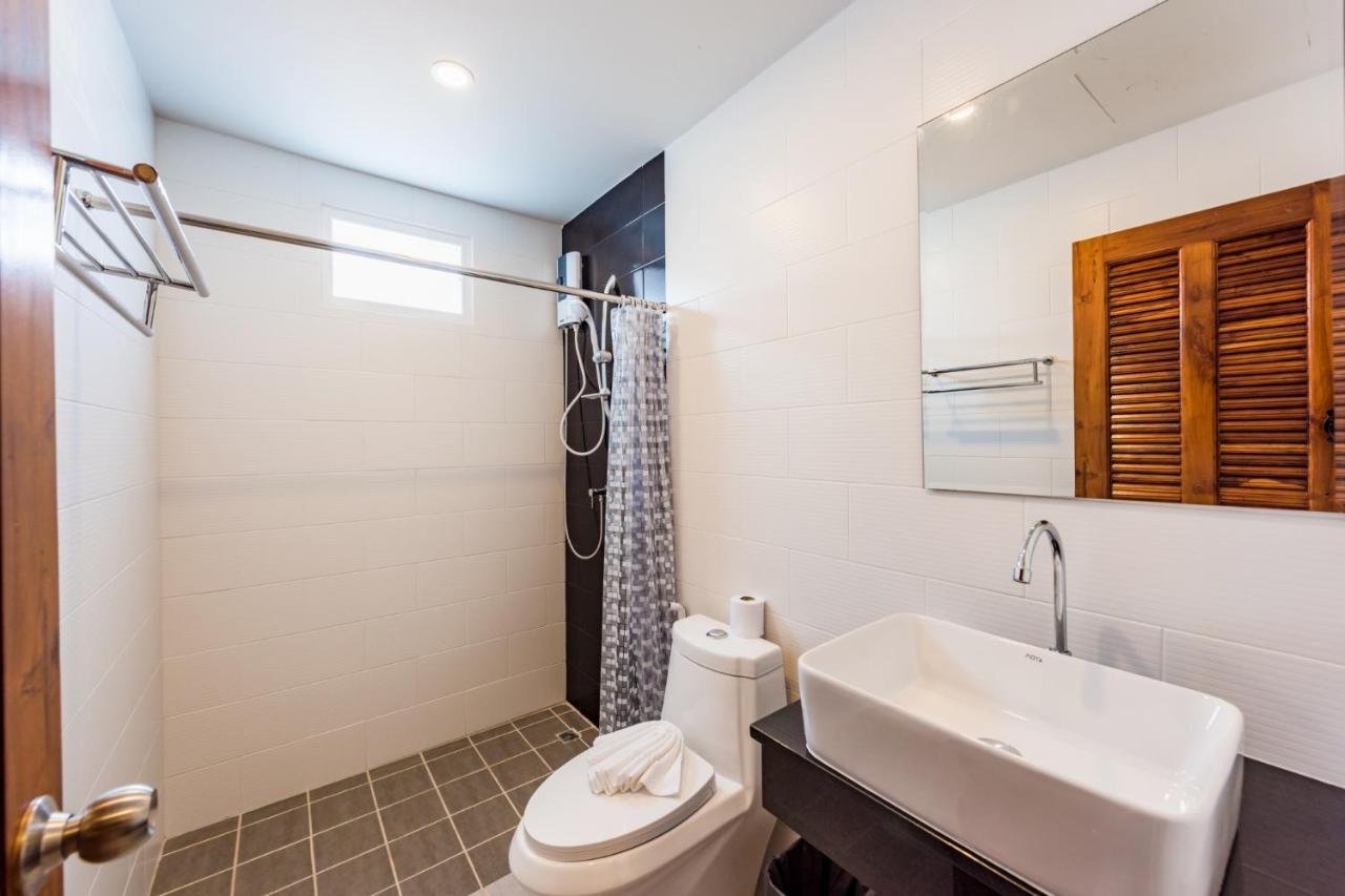 Hostel Phuket Marine Poshtel - Sha Chalong