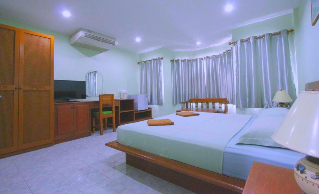 Rumah tetamu Island Karon