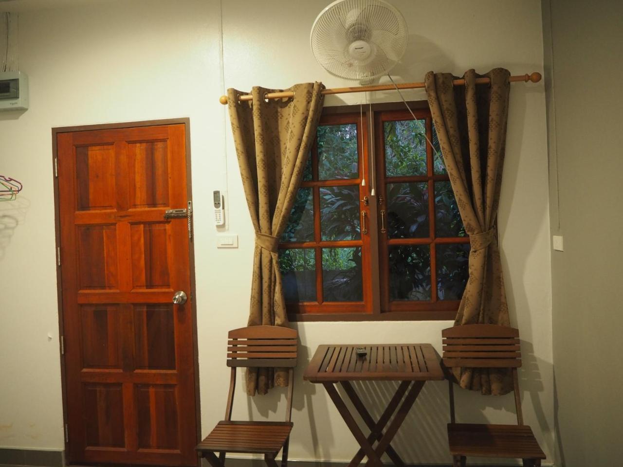 Guest house Coconut Nai Yang