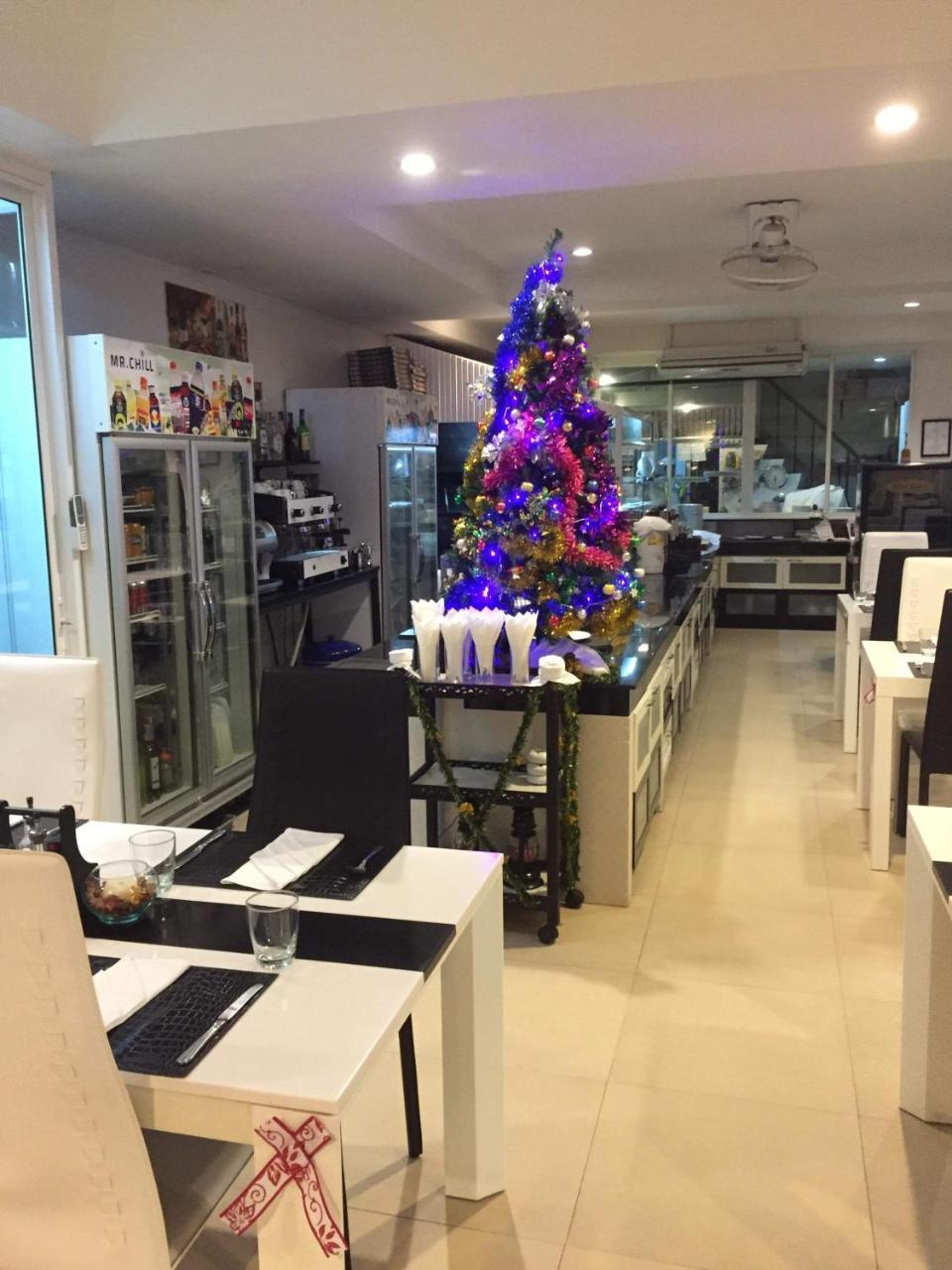 The Mareeya Place 2*