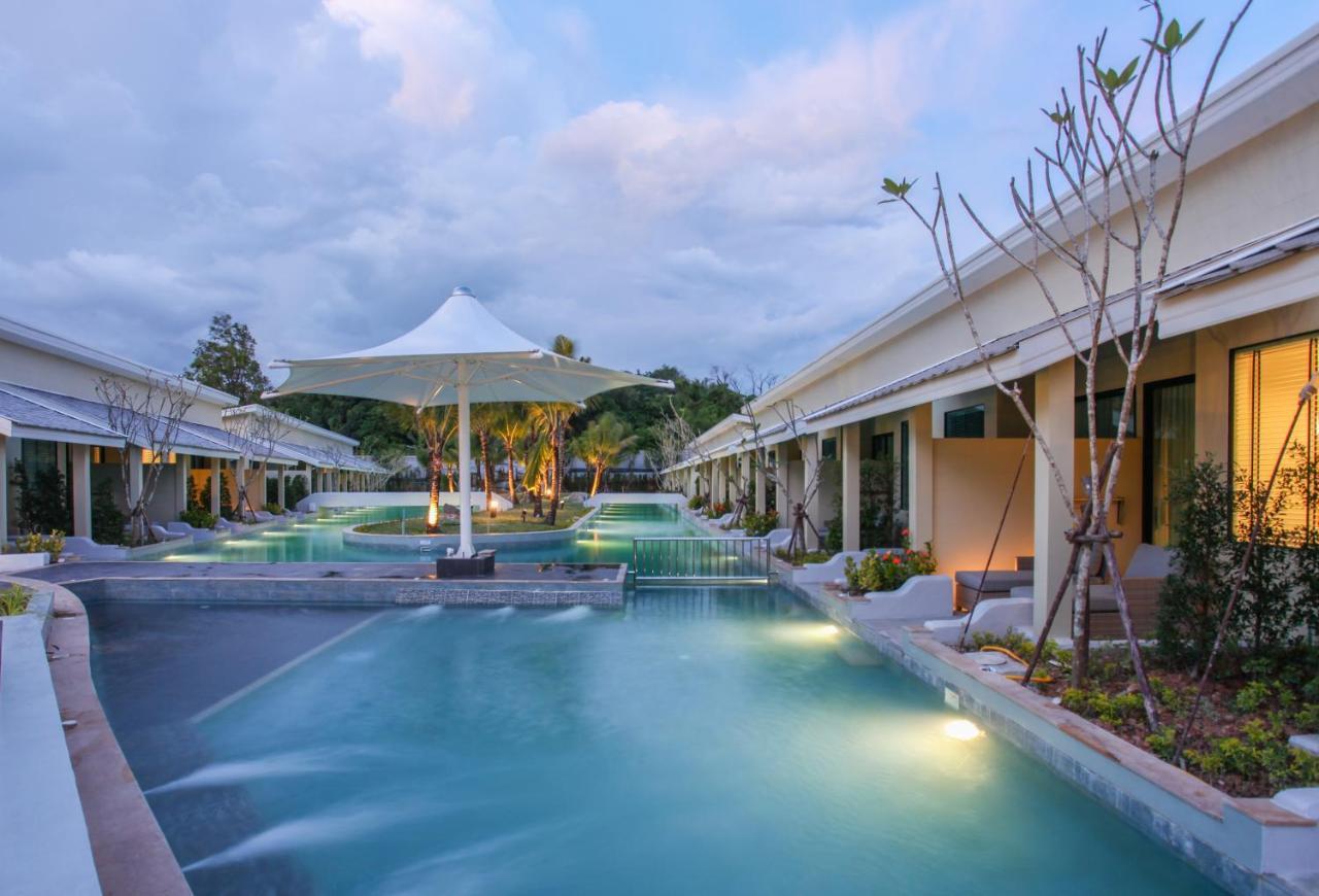 Craft & Villas, Town Hotel