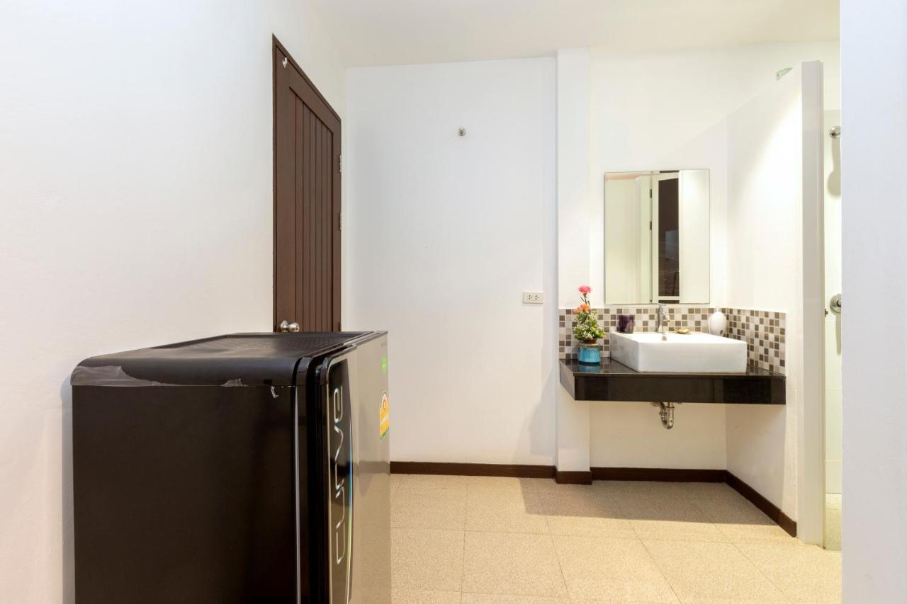 The Lantern Hostel, Chalong ,phuket