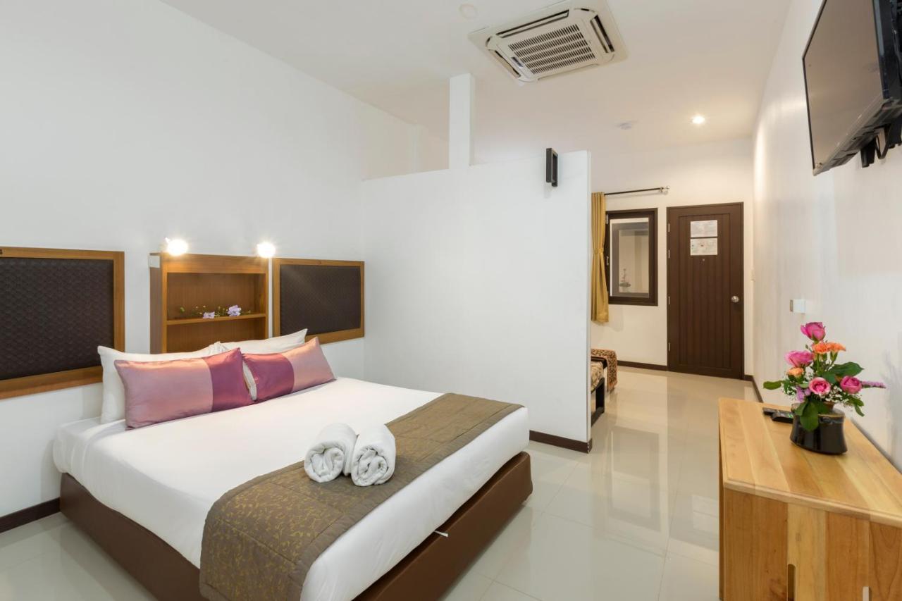 The Lantern Hostel, Chalong ,phuket