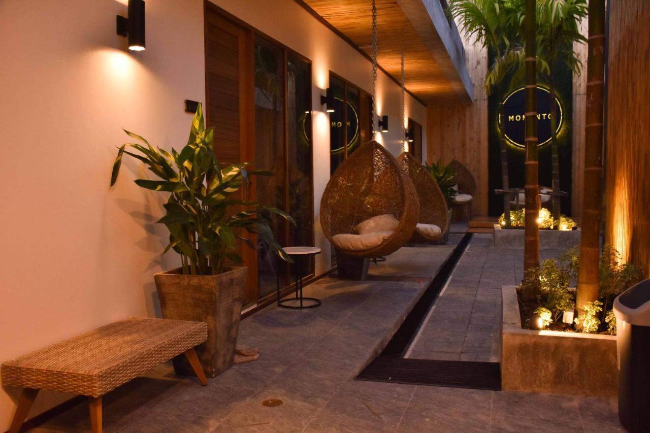 Momento Bangtao Bed & Breakfast *