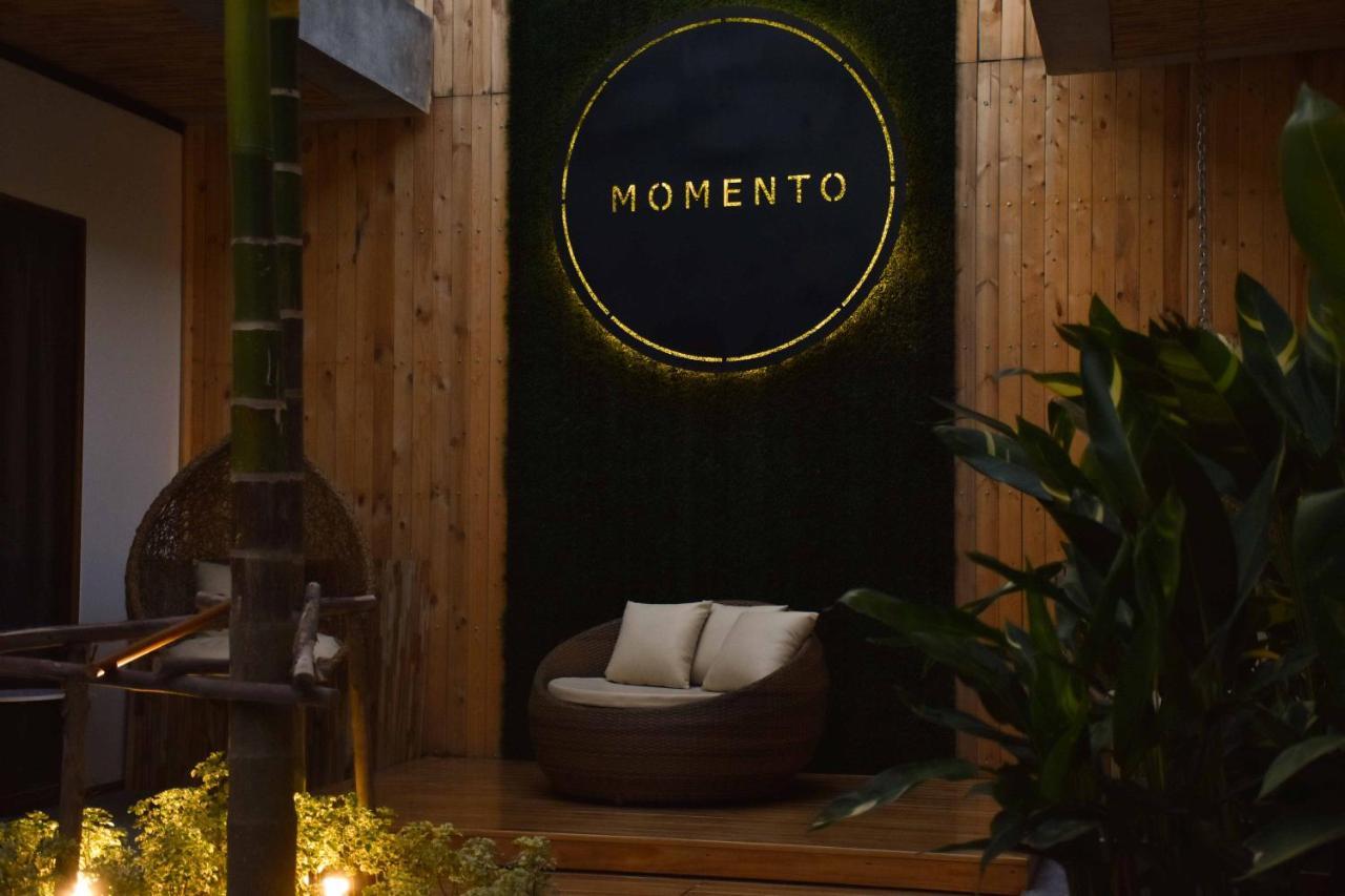 Momento Bangtao Bed & Breakfast *