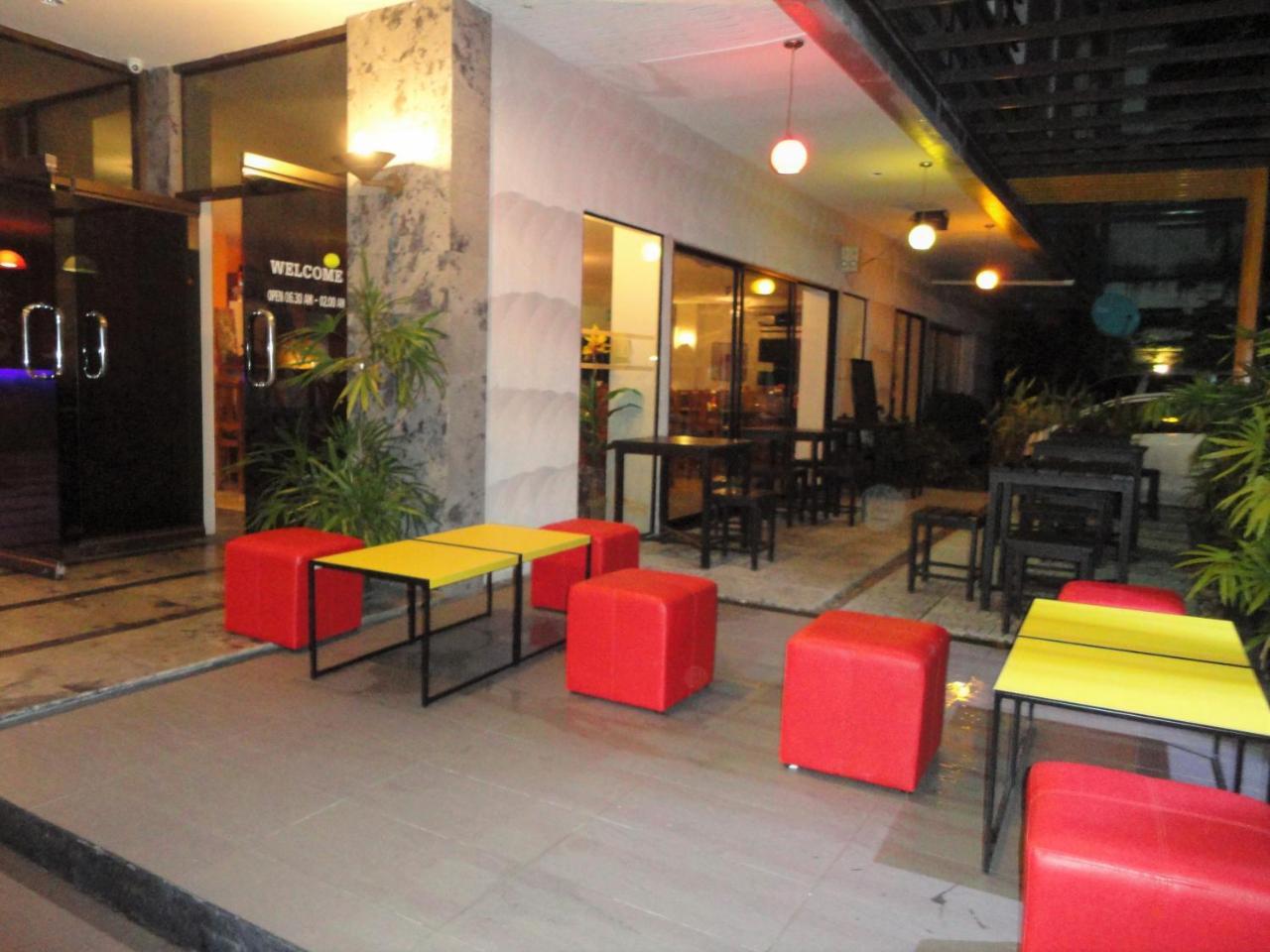 D2 Lamoon Resotel *