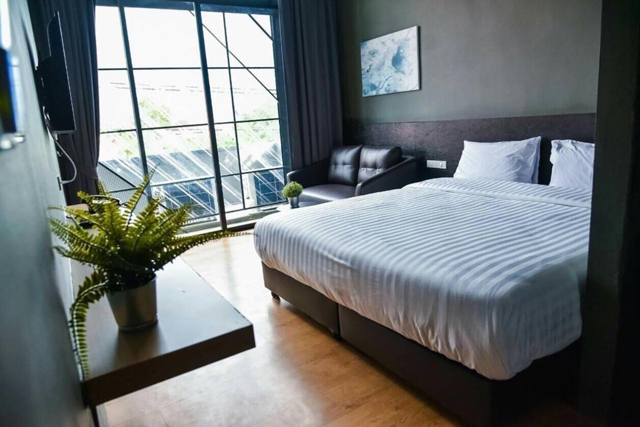 Hotel The Arbern X Bistro - Sha Extra Phuket