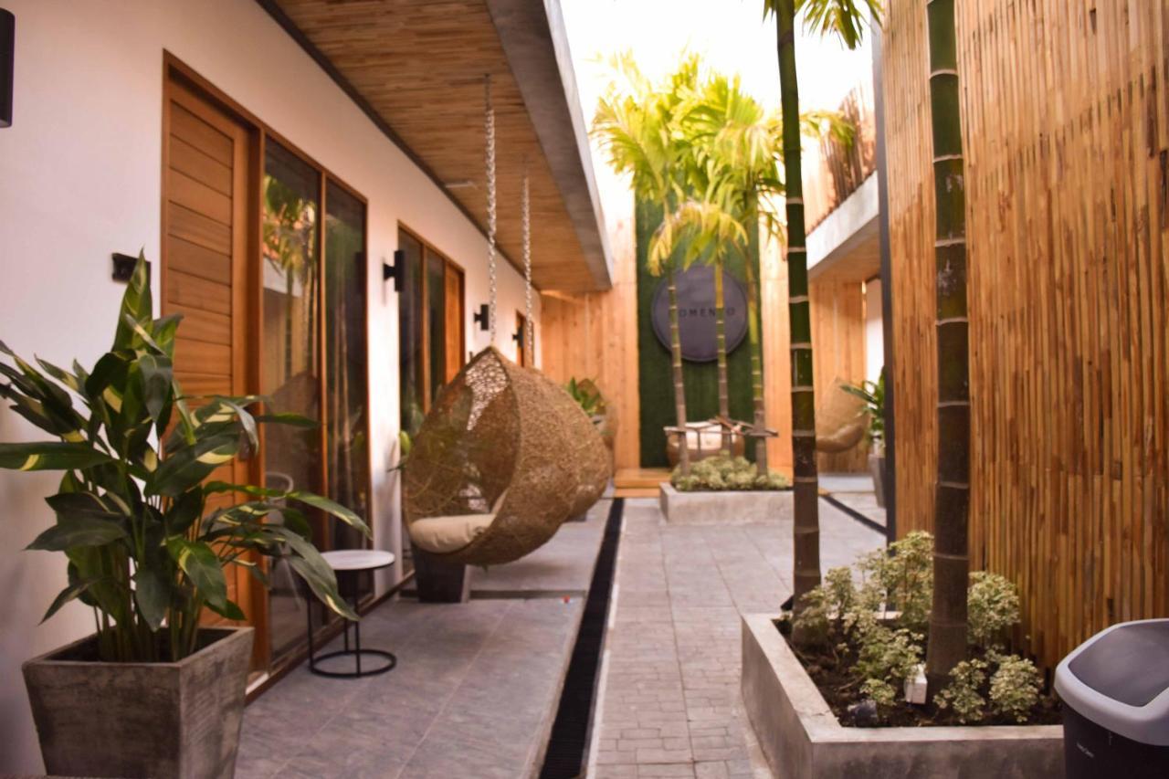 Momento Bangtao Bed & Breakfast