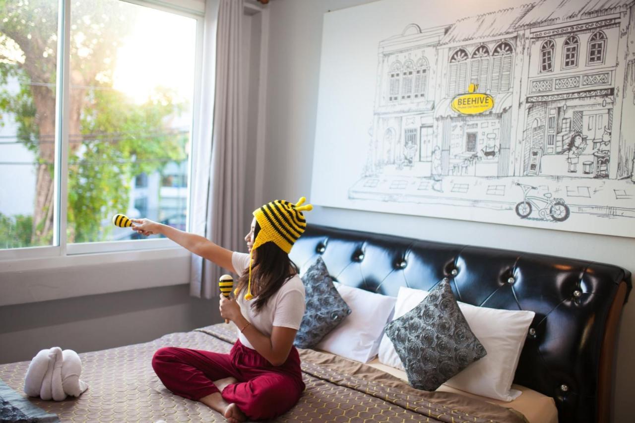 Beehive Old Town Hostel Phuket