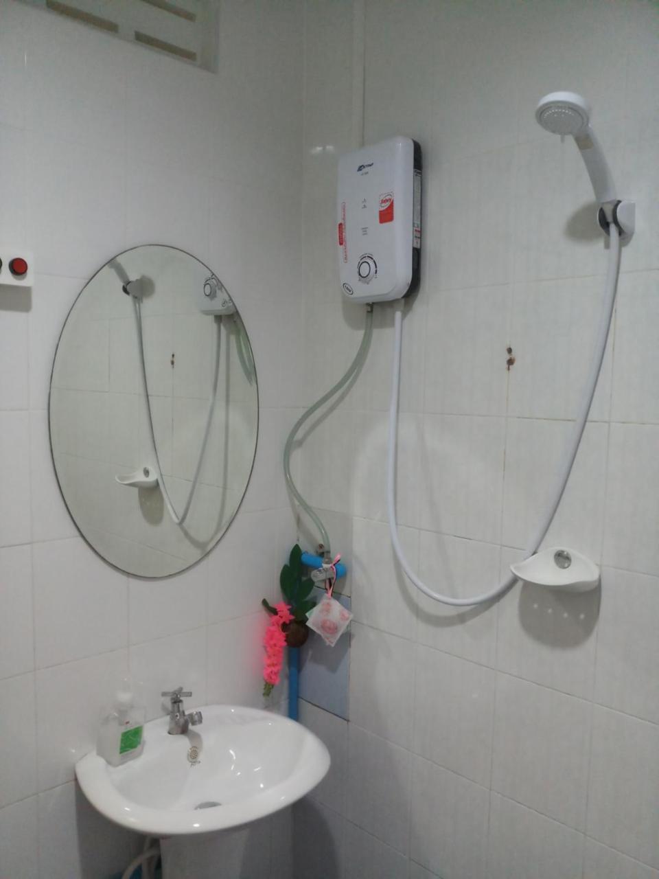 S. T. House Gasthuis Kata Beach (Phuket)