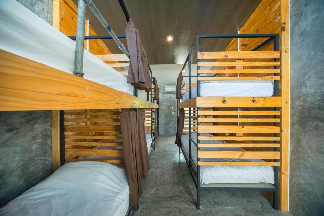 Chillhub Phuket Praia de Bang Tao