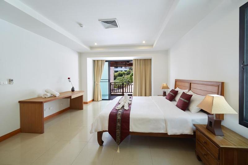 Surin Sabai Hotel Phuket