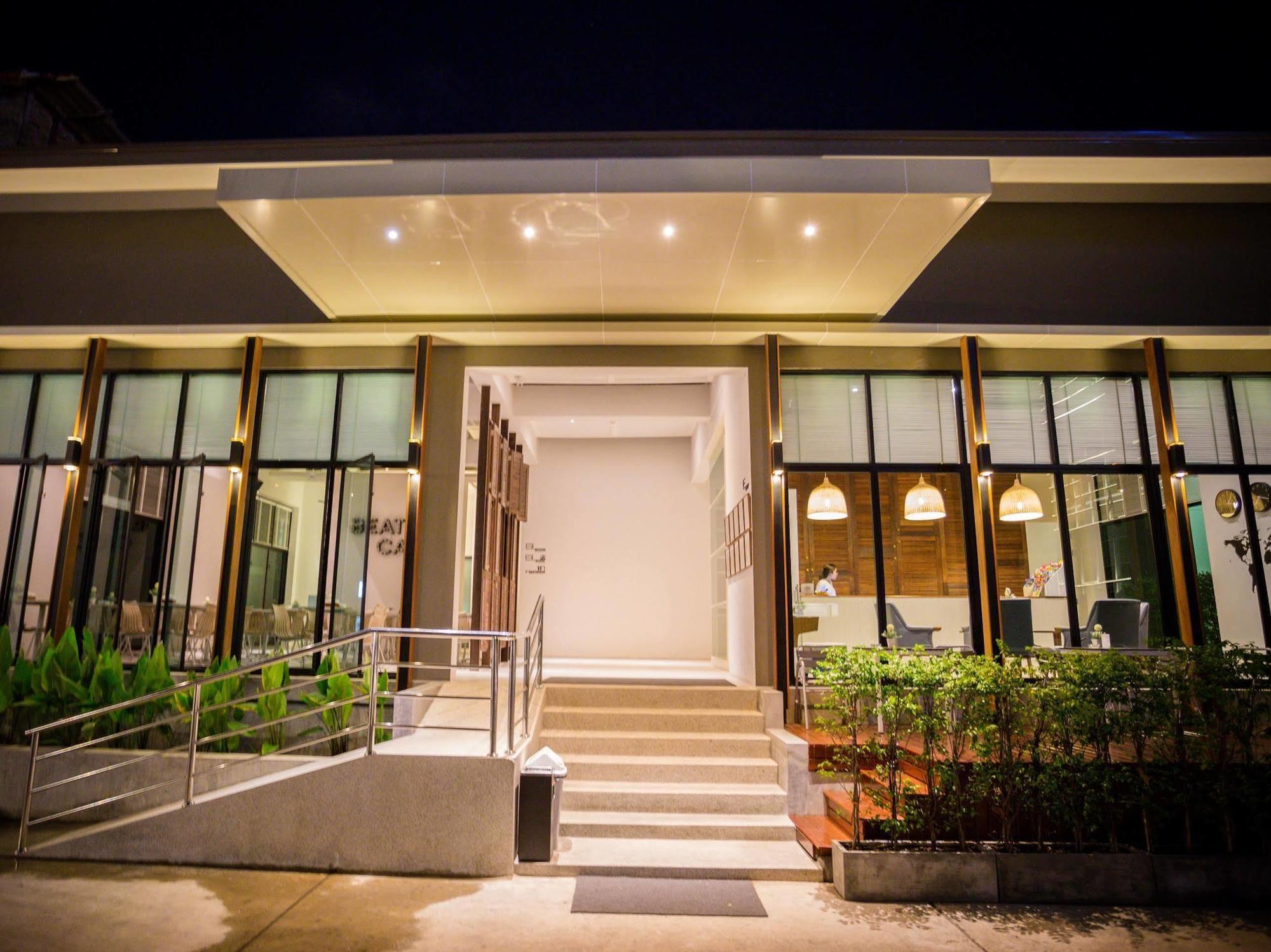 The Melody Phuket - Sha Extra Hotel