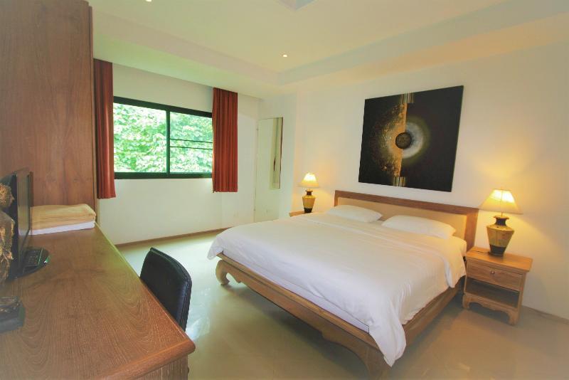 Hotel Surin Sabai Phuket