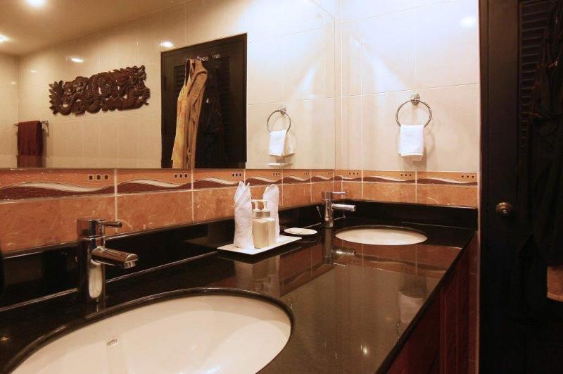 Hotel Surin Sabai 3*