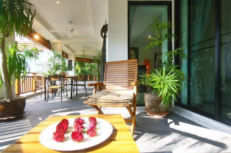Surin Sabai Hotel 3*