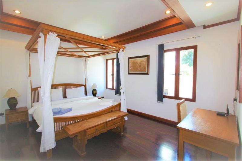 Hotel Surin Sabai Phuket