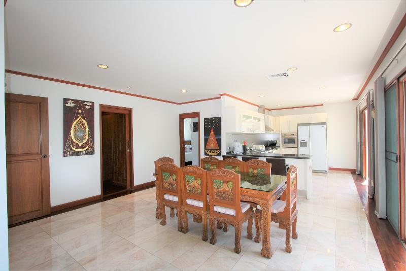 Surin Sabai Hotel