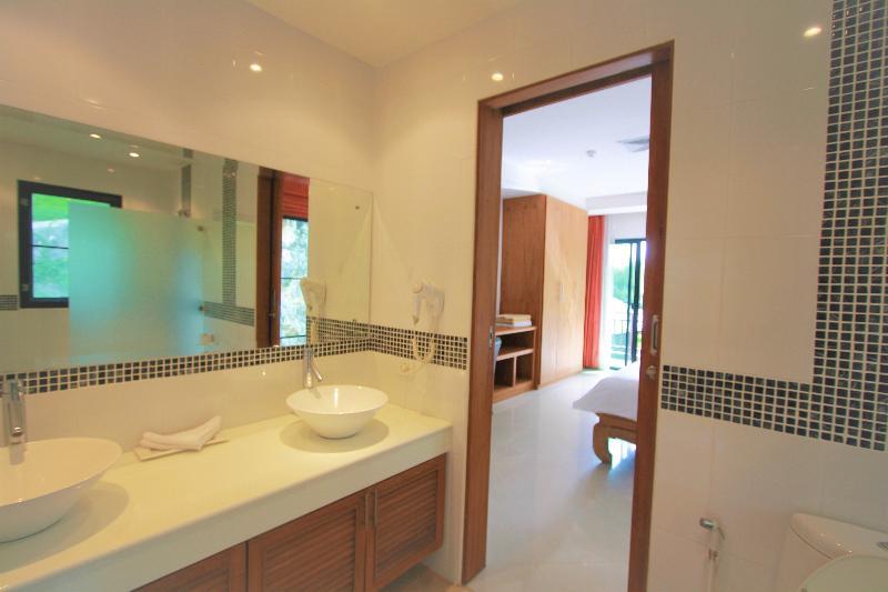 Surin Sabai Hotel 3*