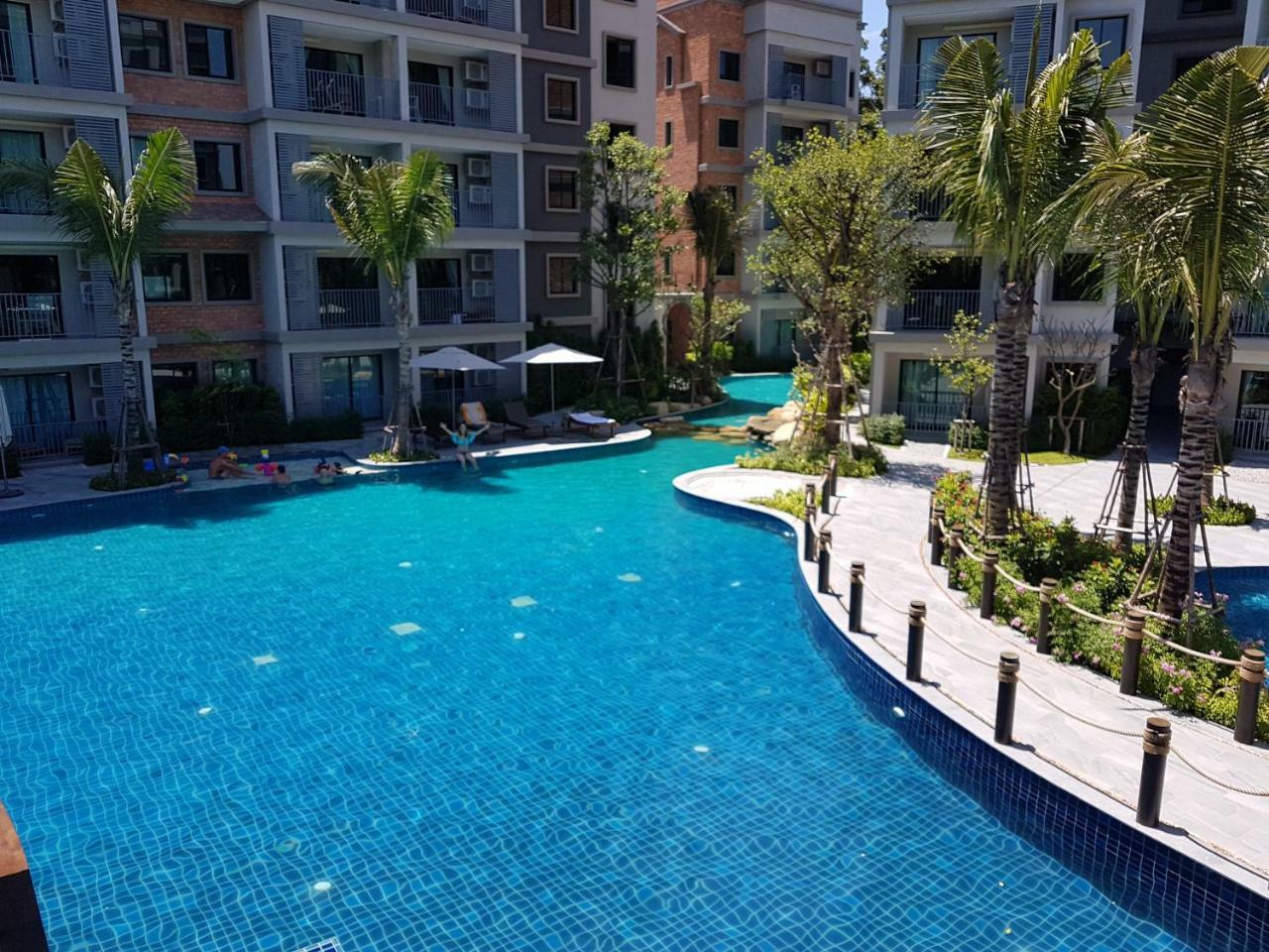 D4 Fisher's The Title Residencies Naiyang Phuket Apartment *