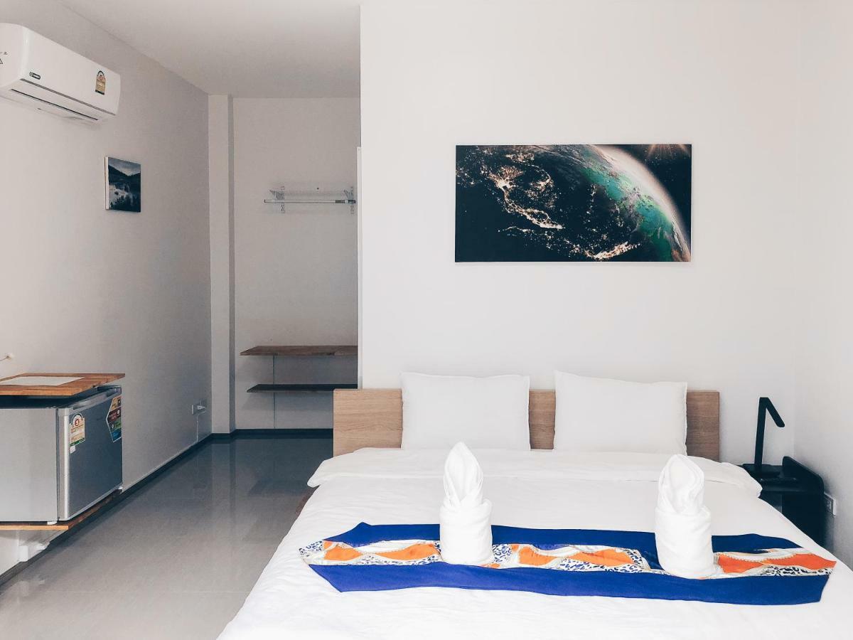 Ban Don Apartment *