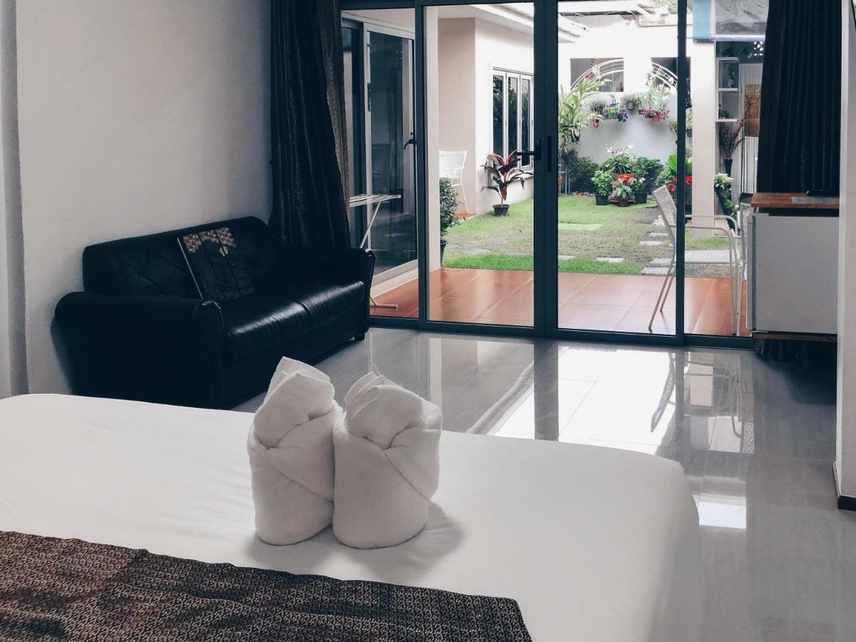 Ban Don Apartment