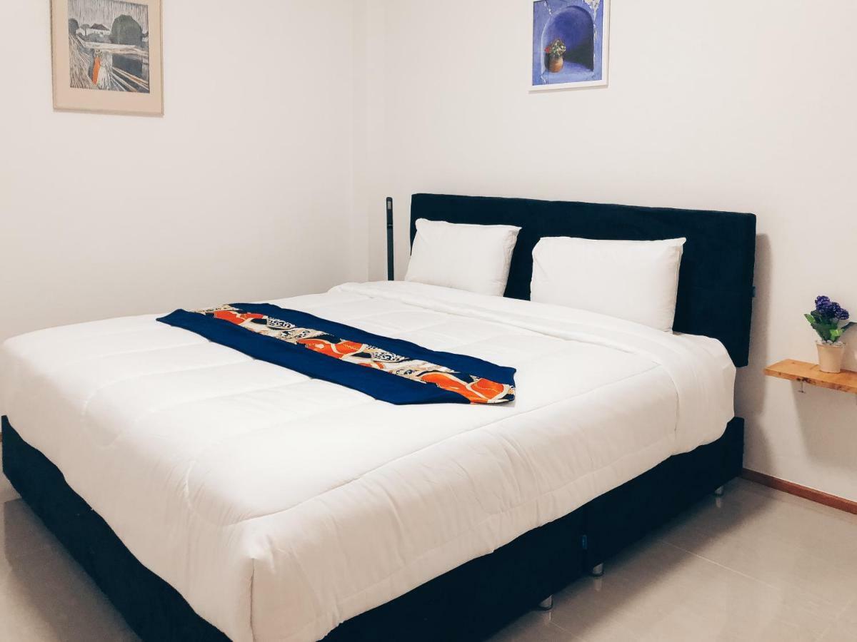 Ban Don Apartment *