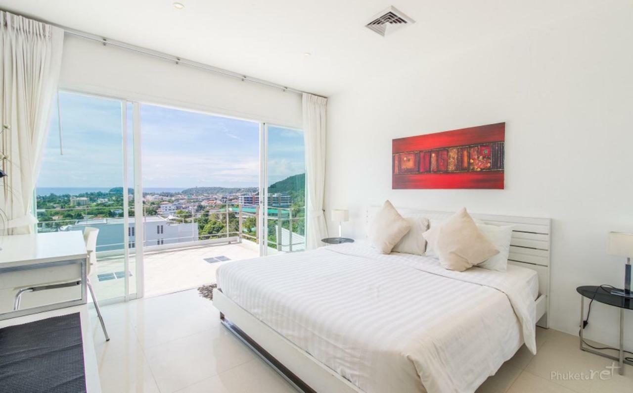 Ginborn 5 Bedroom Pool With Sea View In *