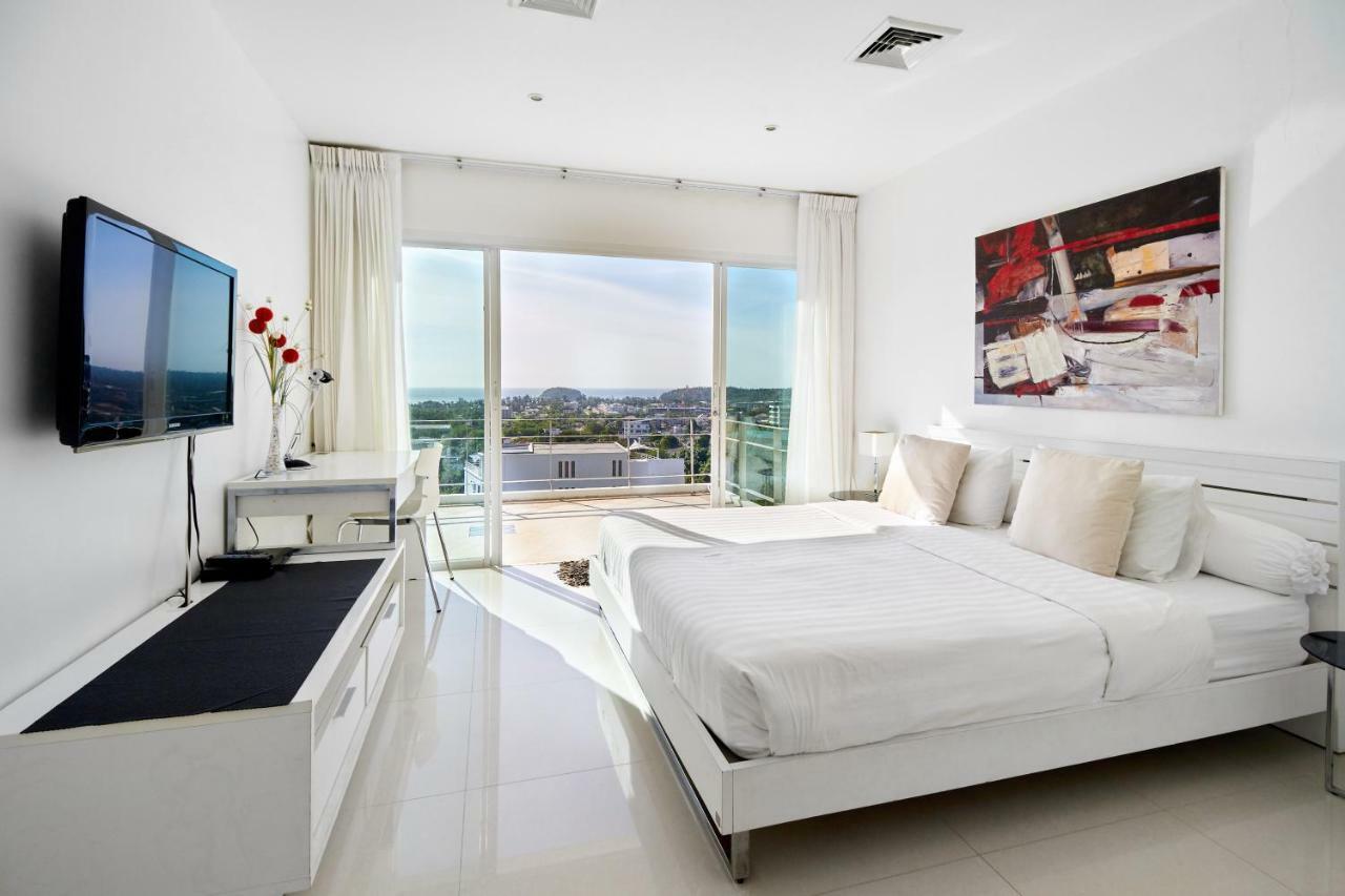 Ginborn 5 Bedroom Pool With Sea View In Villa