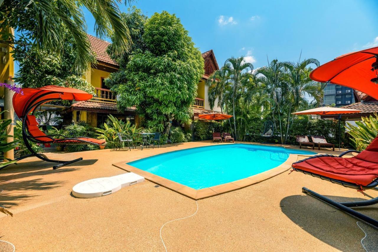 Family Bungalow * Strand Kamala