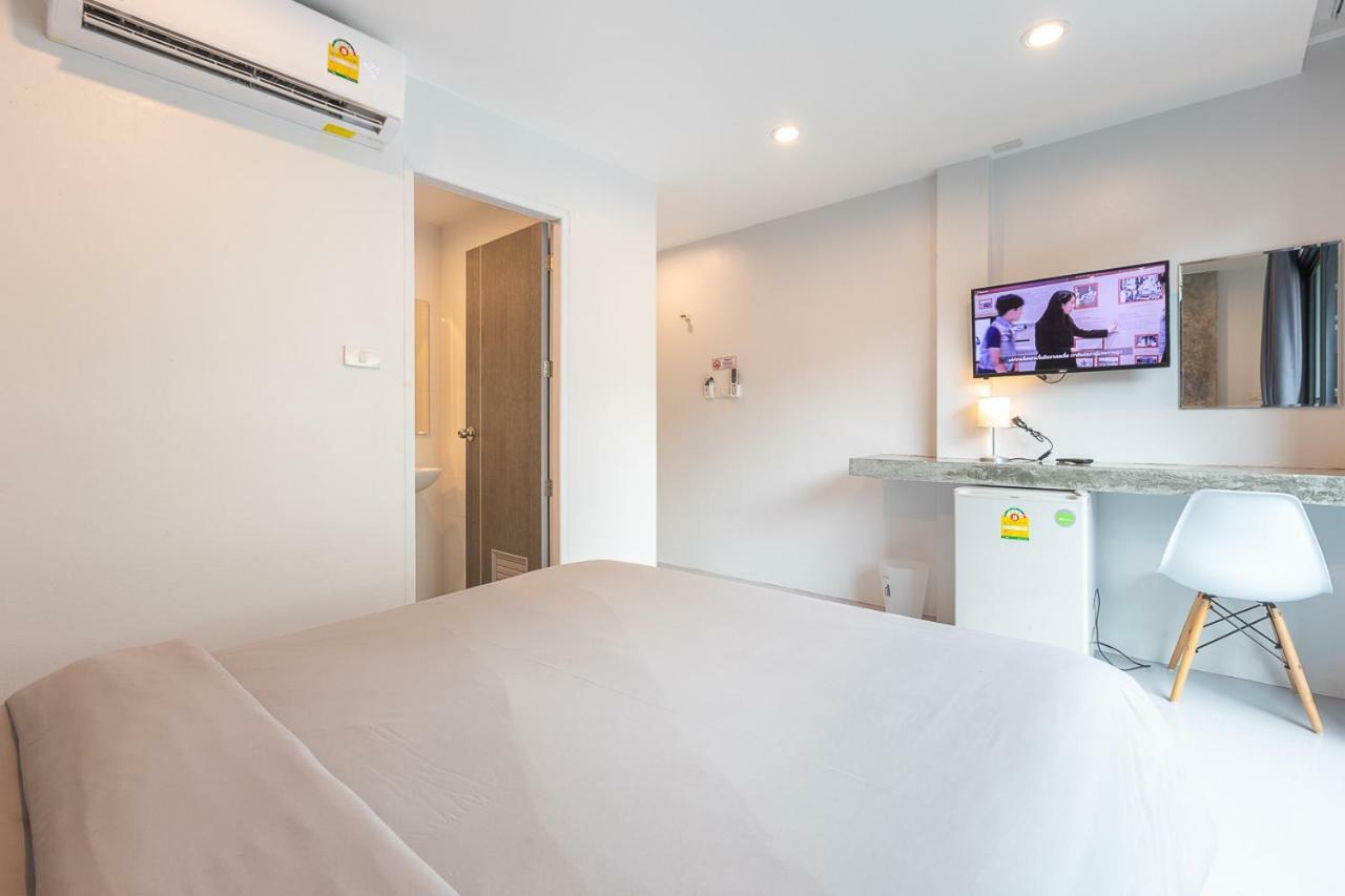 Minimal House (adults Only) Hostel