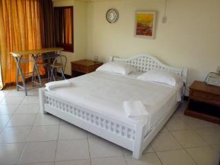 Chanisara * Kata Beach (Phuket)