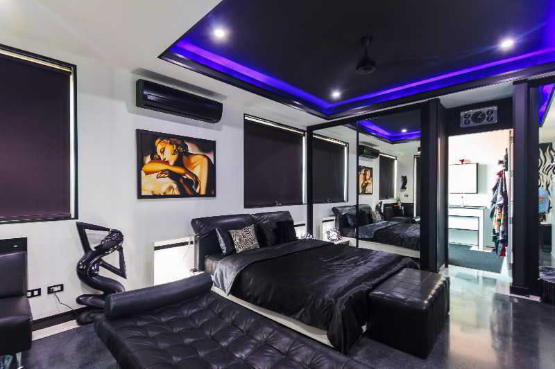 Greg's Club Rawai Phuket