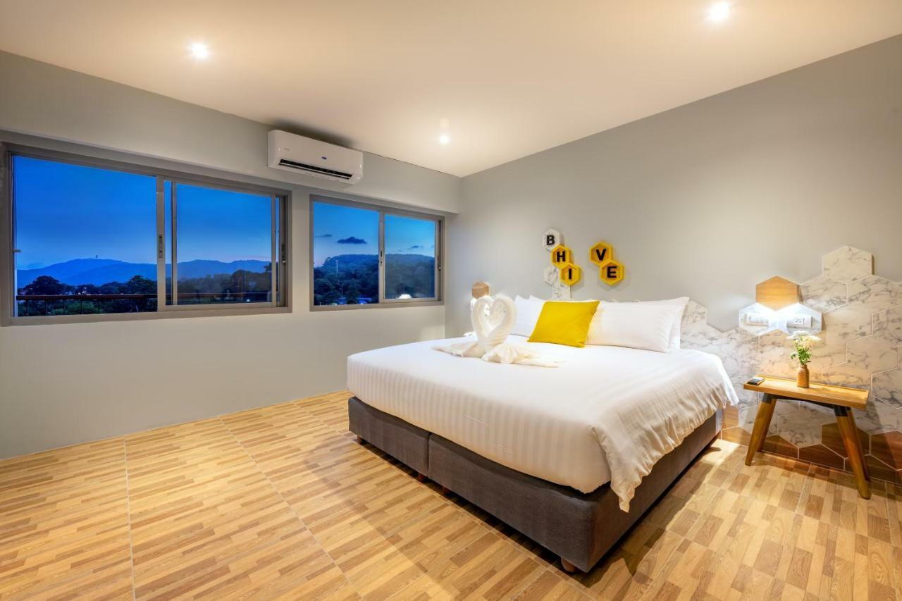 Beehive Boutique Hotel 5*