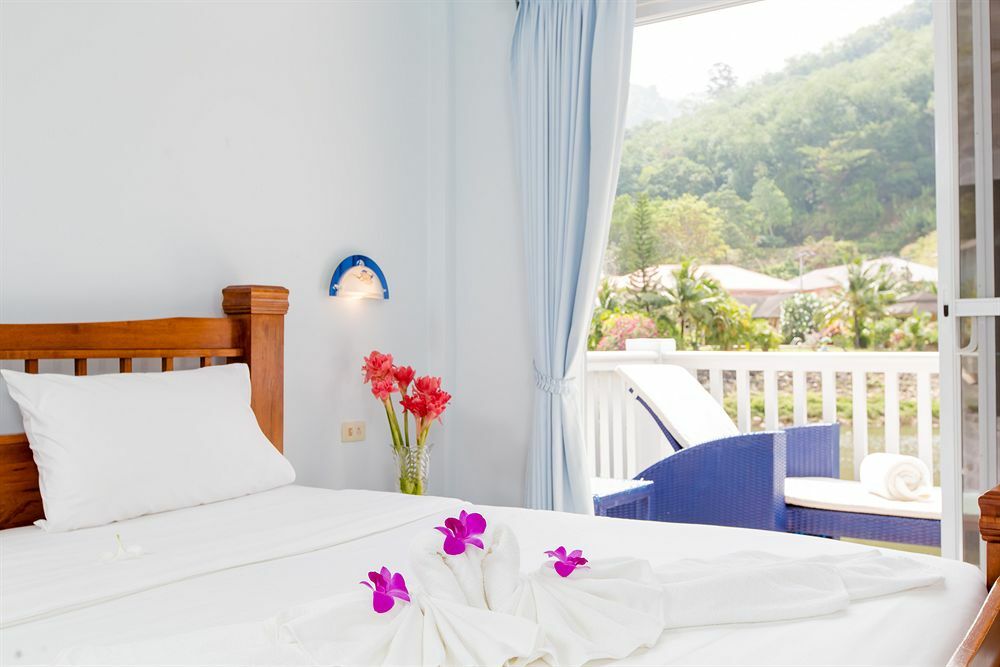 Serenity Lakeside 3*