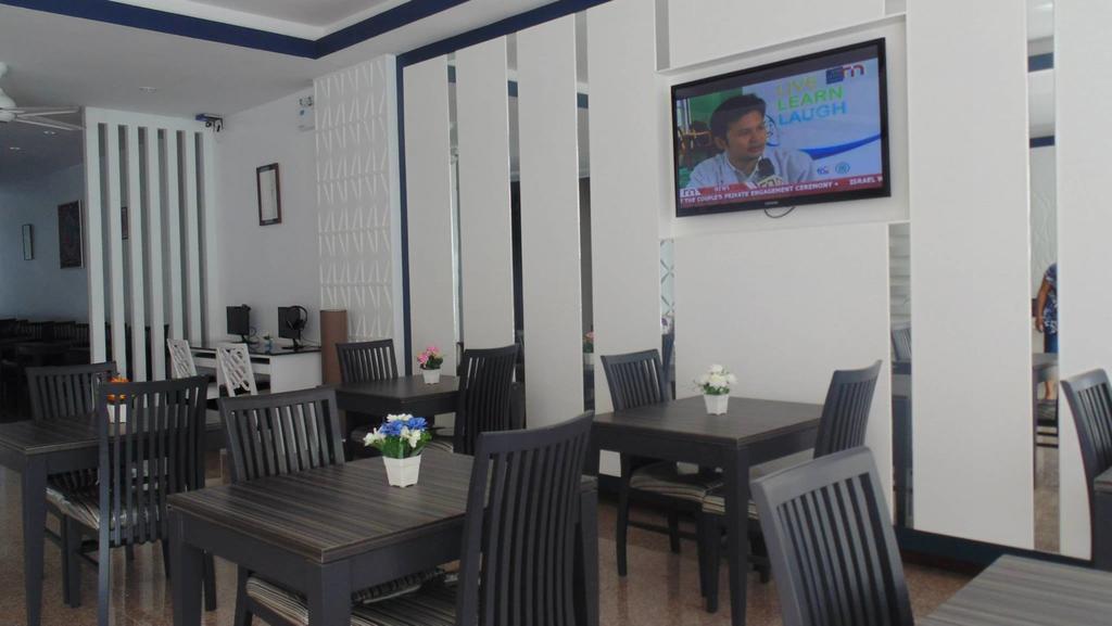 Hotel Cocoon