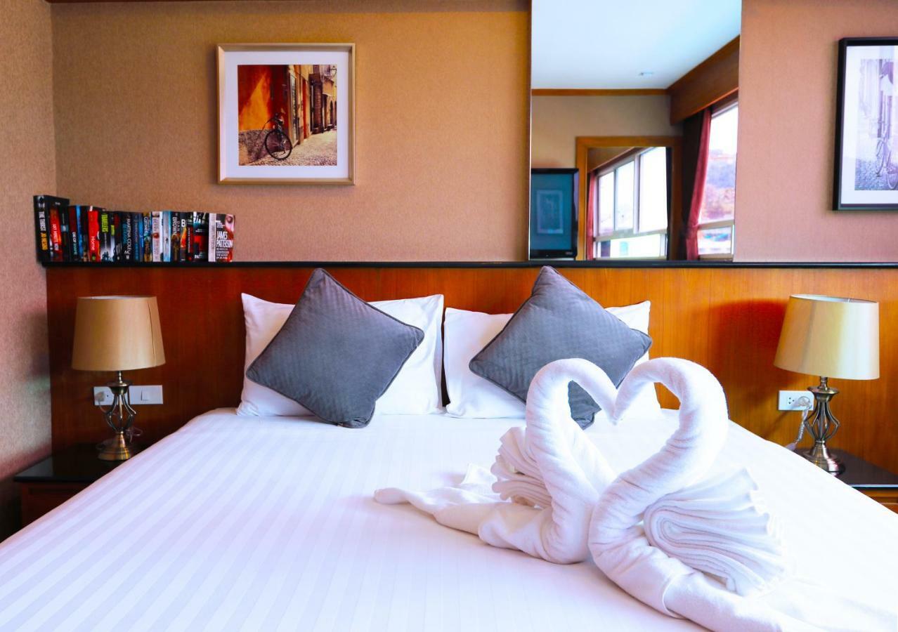 Alexander Hotel 3*