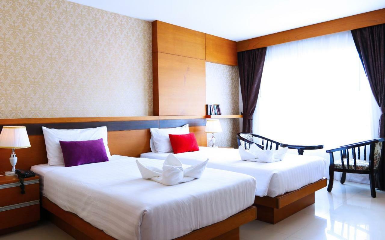 Alexander Hotel 3*