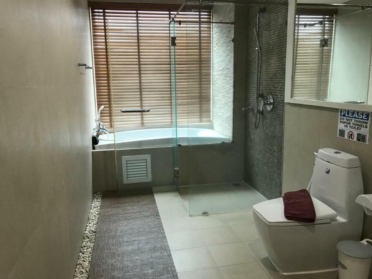 Hotel The Baycliff Residences