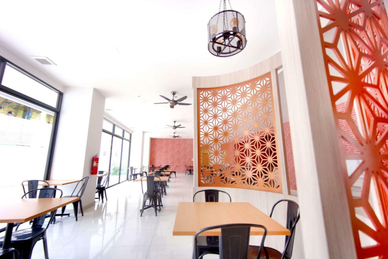 Hotel Phoenix