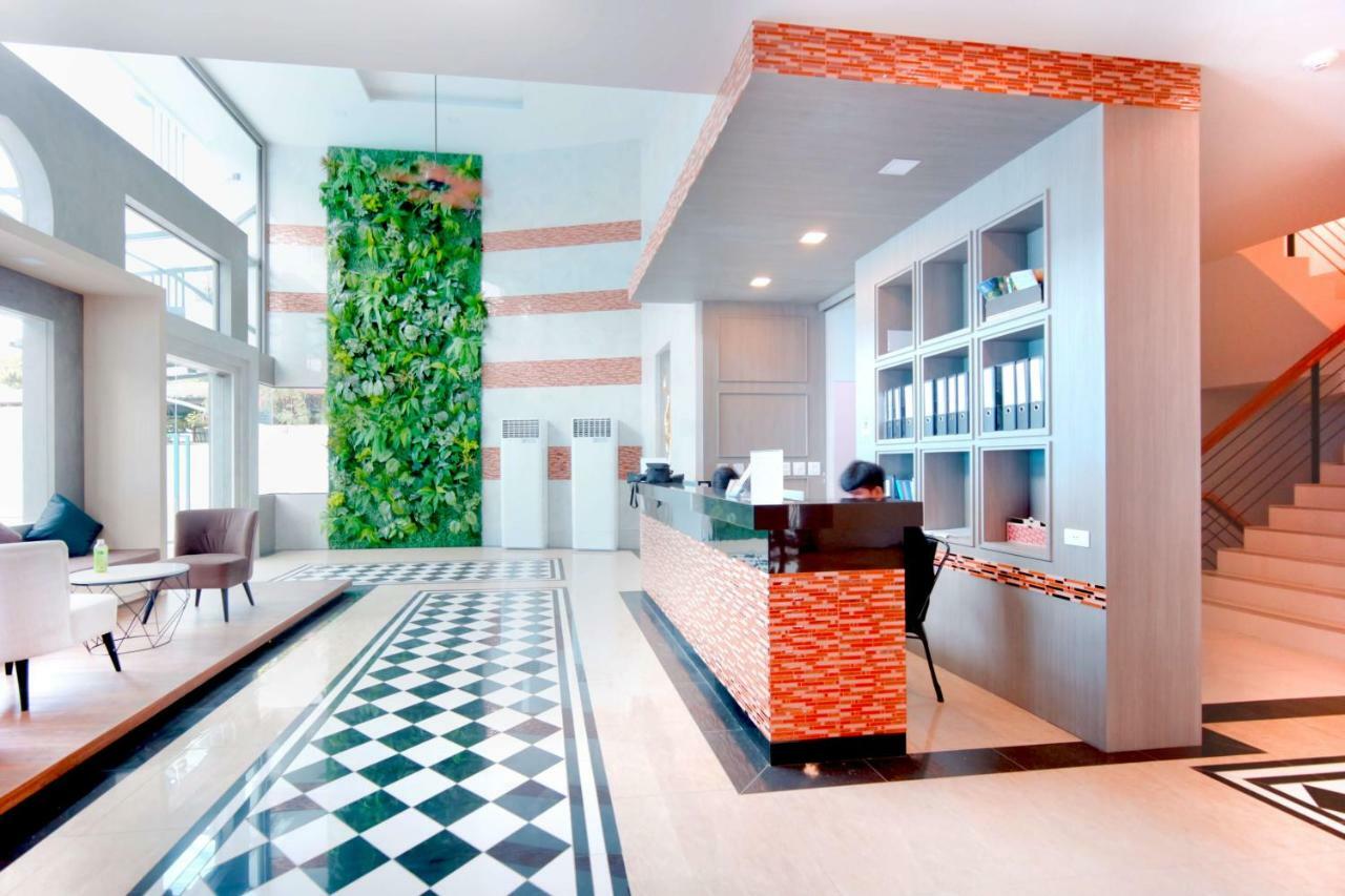 Phoenix Hotel Karon