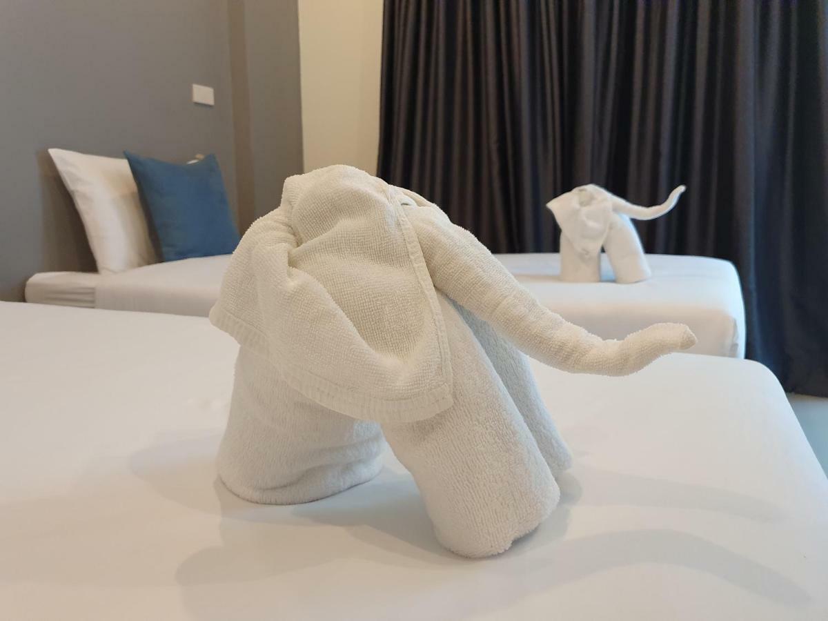 Big Buddha Hillside 3*