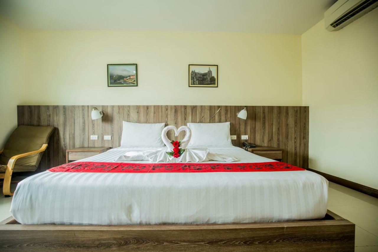 Cocoon Hotel 3*