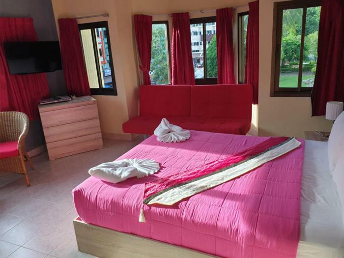 Oasis & Bar Guest house Karon