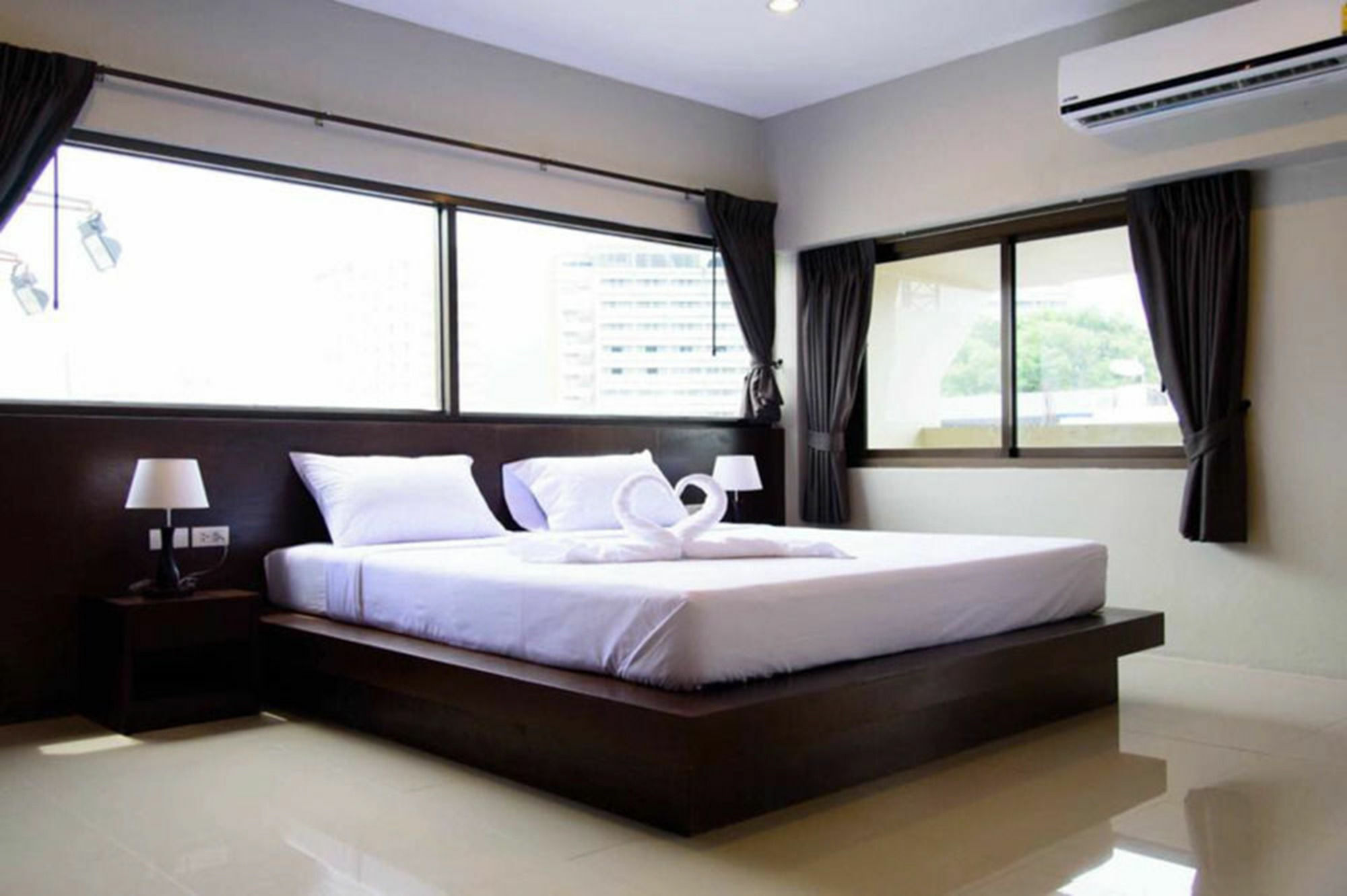Leaf 2* Phuket