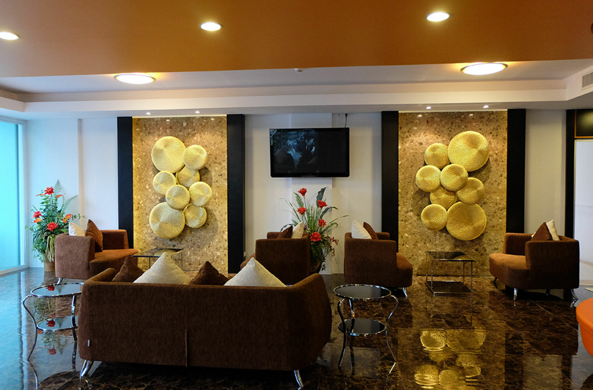 Phuket Seaview Resotel 4*