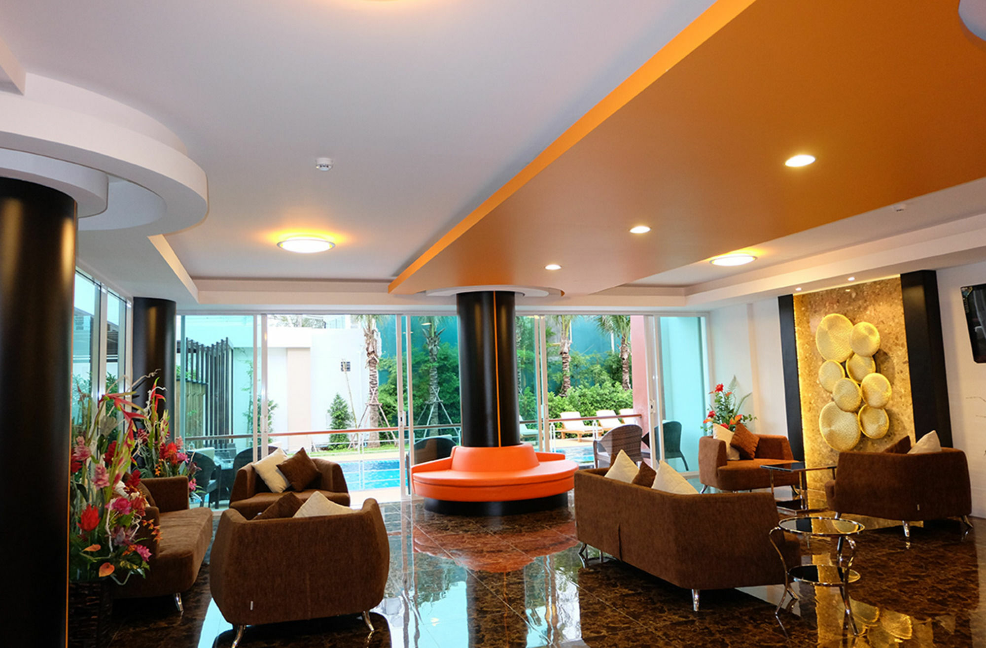 Phuket Seaview Resotel